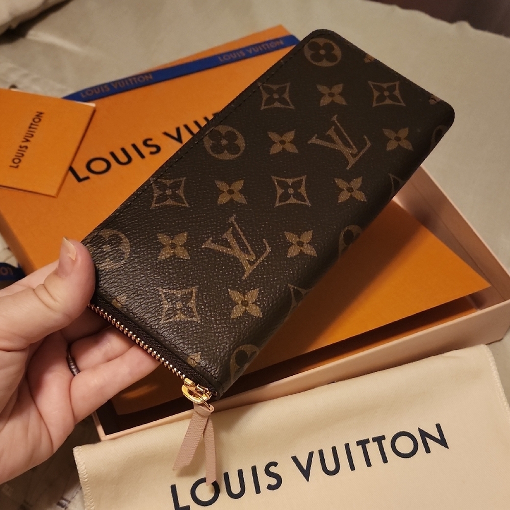 Authentic Louis Vuitton wallet